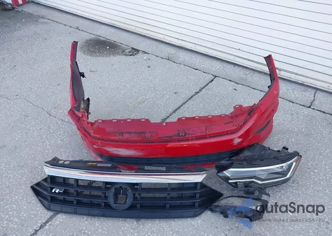 2020 Volkswagen Jetta 1.4T R-Line/1.4T S/1.4T Se из США, поврежденный, VIN 3VWCB7BU4LM049202